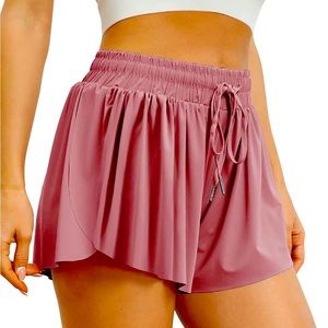 Super cute flowy skirt shorts. Size XS